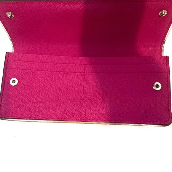 Micheal Kors Hot Pink Wallet - Picture 3 of 4